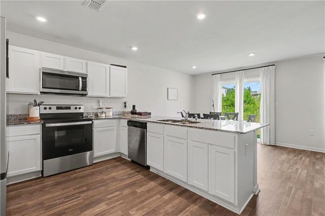 502 Pemberton Street, Kingston, GA 30145