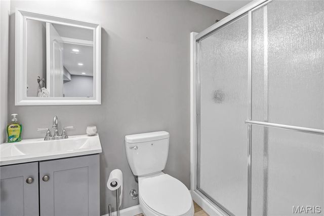 11128 Fort Samuel Drive, Bridgeton, MO 63044