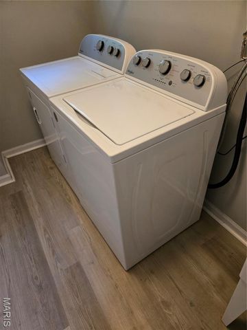 11128 Fort Samuel Drive, Bridgeton, MO 63044