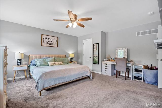 11128 Fort Samuel Drive, Bridgeton, MO 63044