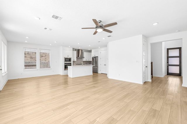 131 Table Top Bend, Liberty Hill, TX 78642