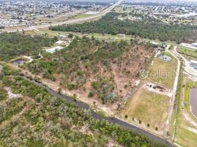 24540 YACHT CLUB BOULEVARD, Punta Gorda, FL 33955