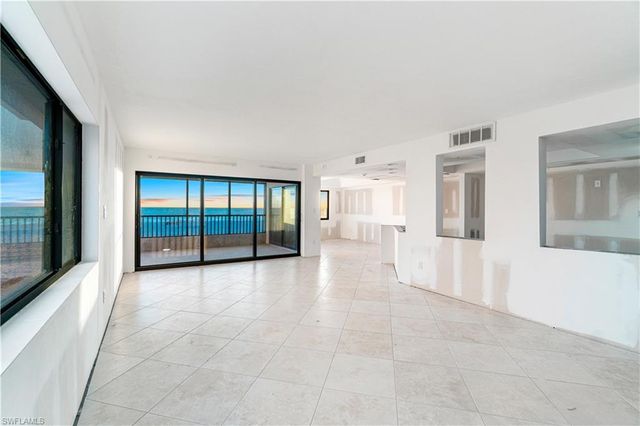 26130 Hickory BLVD 1B, Bonita Springs, FL 34134