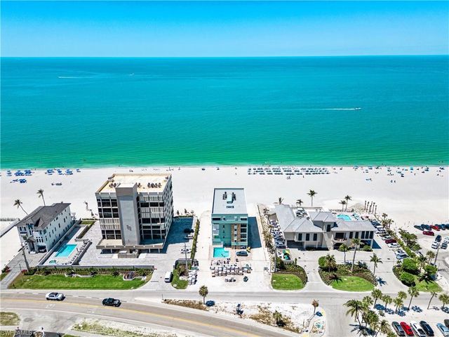 26130 Hickory BLVD 1B, Bonita Springs, FL 34134