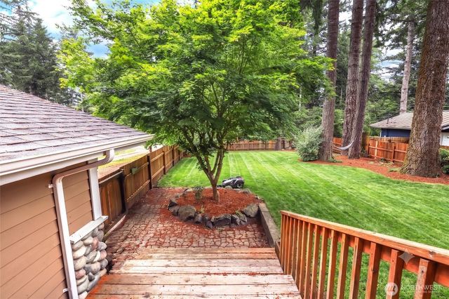 3546 Longhorn Drive NW, Bremerton, WA 98312