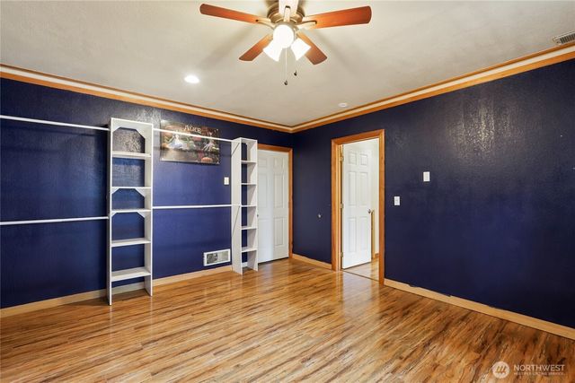 3546 Longhorn Drive NW, Bremerton, WA 98312