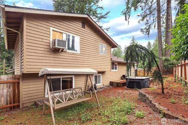 3546 Longhorn Drive NW, Bremerton, WA 98312