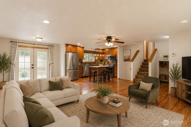3546 Longhorn Drive NW, Bremerton, WA 98312