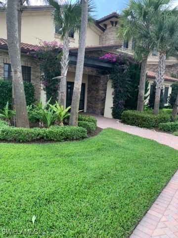 9236 Glenforest DR, Naples, FL 34120