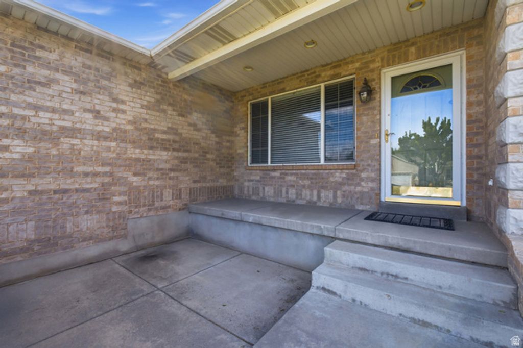 5371 W FIELDBURY CIR, West Valley City, UT 84120 — photo 4