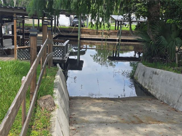 119 WALT LANE, Satsuma, FL 32189