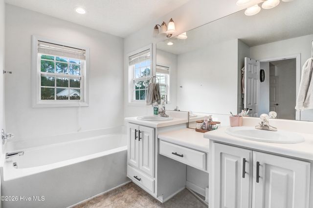 200 Grace'S Farm Road, La Grange, NC 28551