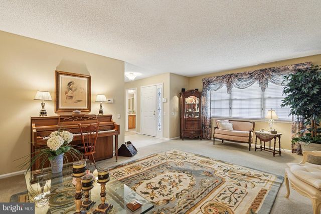 304 WAXWING DR, Monroe Township, NJ 08831