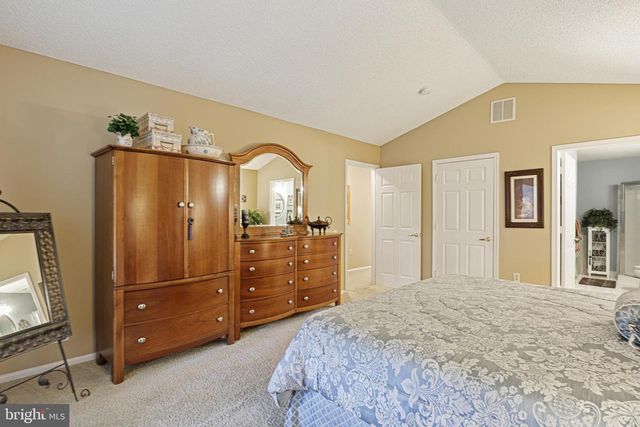 304 WAXWING DR, Monroe Township, NJ 08831