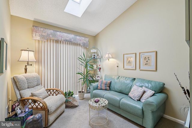 304 WAXWING DR, Monroe Township, NJ 08831