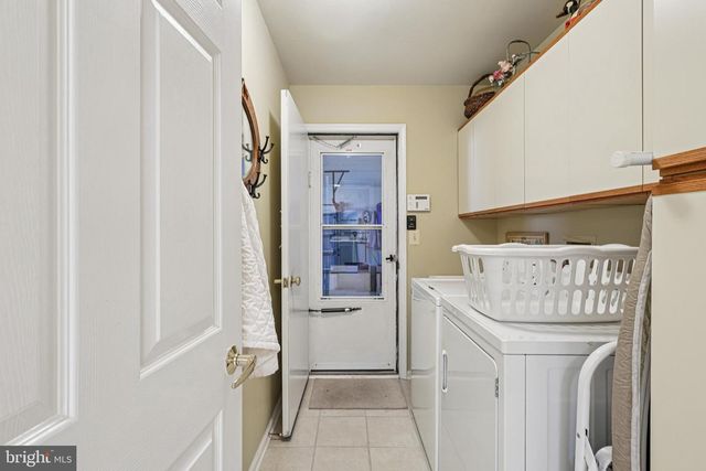 304 WAXWING DR, Monroe Township, NJ 08831