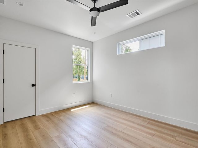 412 Hackberry LN 2, Austin, TX 78753