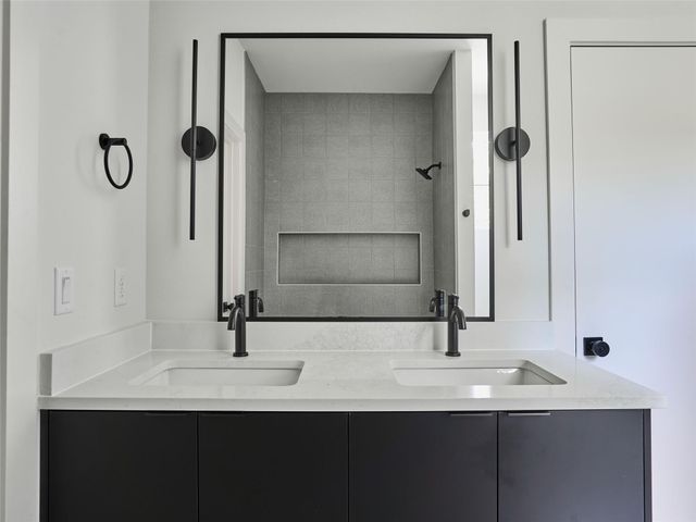 412 Hackberry LN 2, Austin, TX 78753