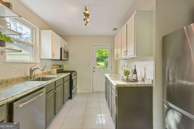 2529 Amelia Avenue, Decatur, GA 30032