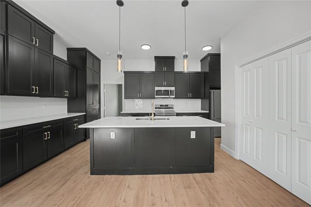 817 Stamps Avenue, Fort Worth, TX 76114