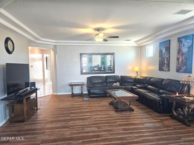 129 Esther Trail, Santa Teresa, NM 88008