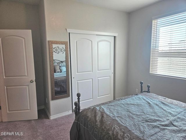 129 Esther Trail, Santa Teresa, NM 88008