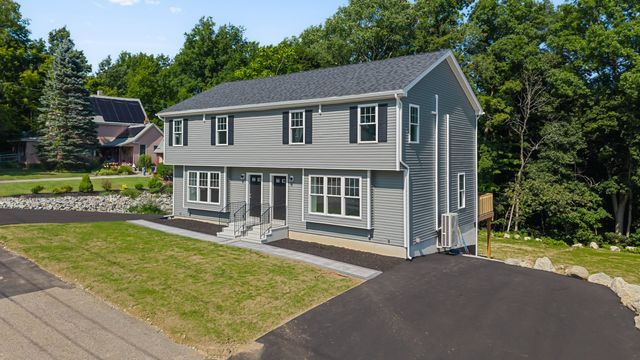 93 Brown St A, Leicester, MA 01611