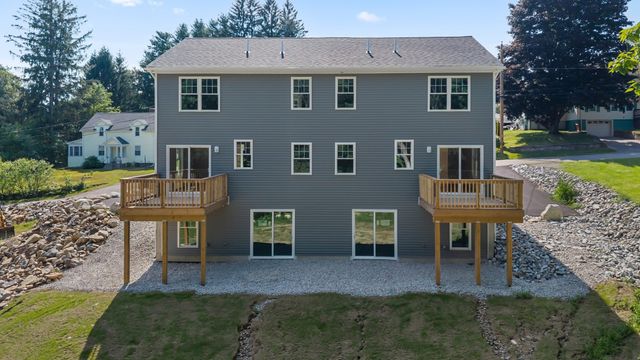 93 Brown St A, Leicester, MA 01611