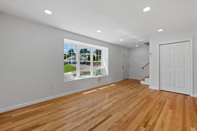 93 Brown St A, Leicester, MA 01611