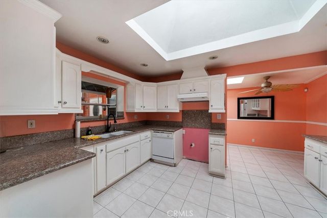 16318 S Denver Avenue, Gardena, CA 90248