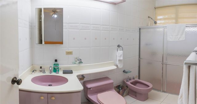 I-16 BUCARE BUCARE CAPARRA HILLS, Guaynabo, PR 00969