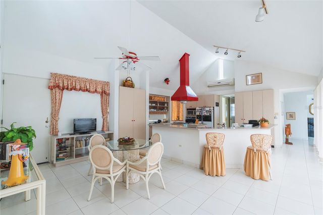 I-16 BUCARE BUCARE CAPARRA HILLS, Guaynabo, PR 00969