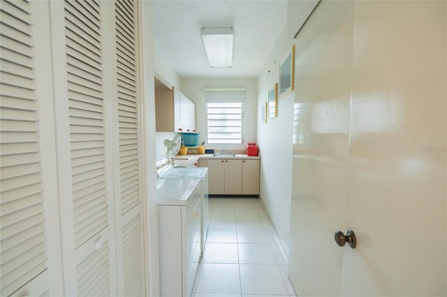 I-16 BUCARE BUCARE CAPARRA HILLS, Guaynabo, PR 00969