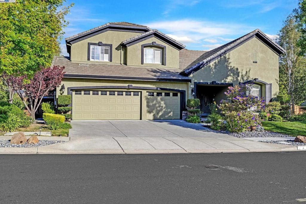 4 Henry Ranch Dr, San Ramon, CA 94583
