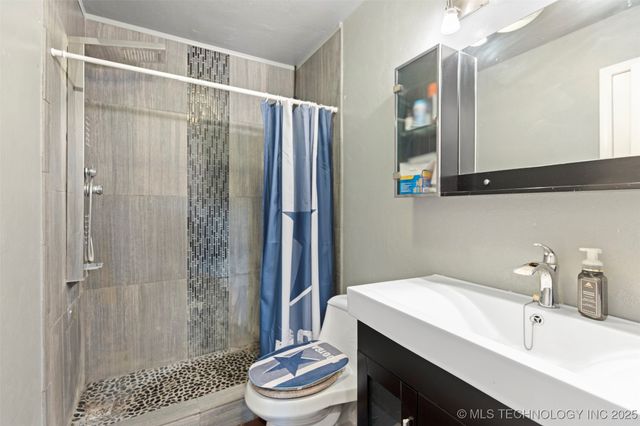 1400 W Quinton Street, Broken Arrow, OK 74011