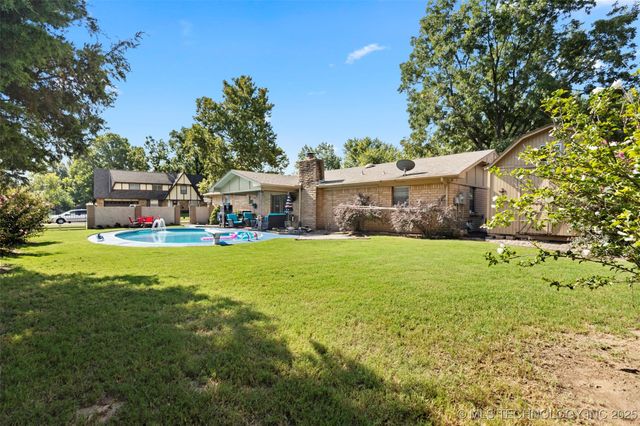 1400 W Quinton Street, Broken Arrow, OK 74011