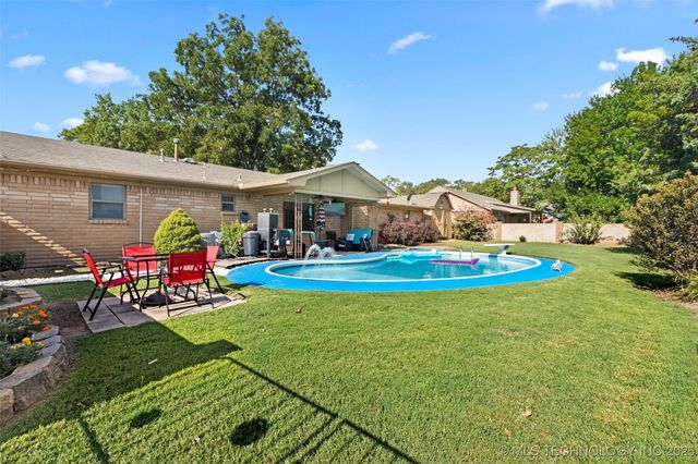 1400 W Quinton Street, Broken Arrow, OK 74011