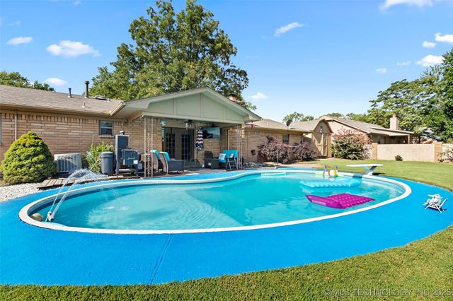 1400 W Quinton Street, Broken Arrow, OK 74011