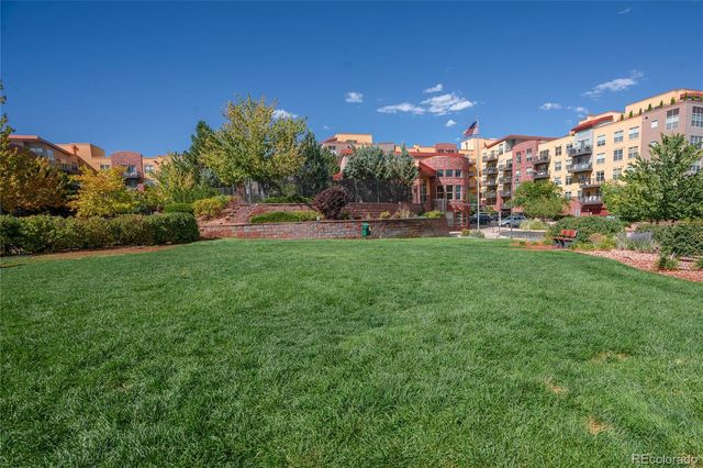 9039 E Panorama Circle 205-B, Englewood, CO 80112