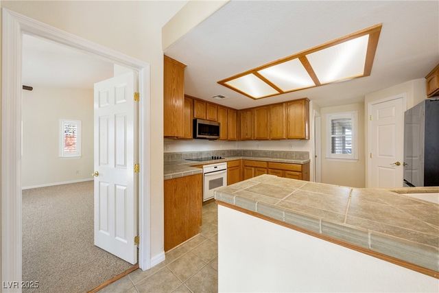 6860 Stubblefield Drive, Pahrump, NV 89061