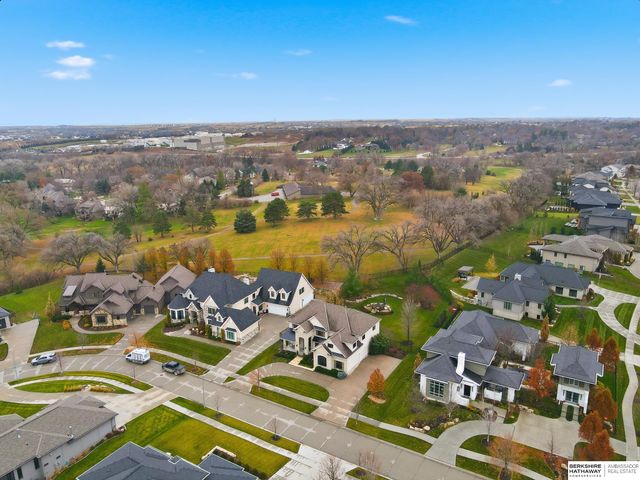 21815 Marinda Street, Elkhorn, NE 68022