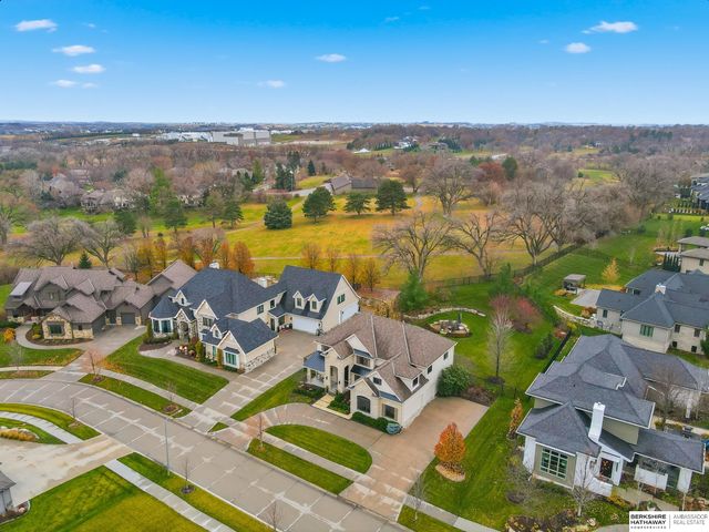 21815 Marinda Street, Elkhorn, NE 68022