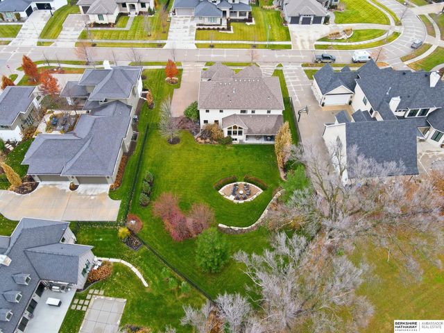 21815 Marinda Street, Elkhorn, NE 68022