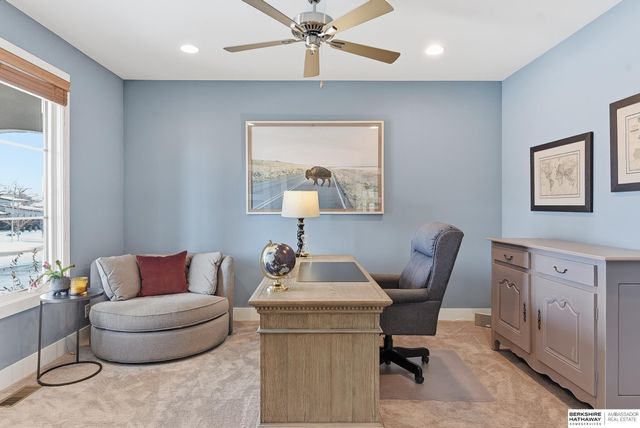 21815 Marinda Street, Elkhorn, NE 68022