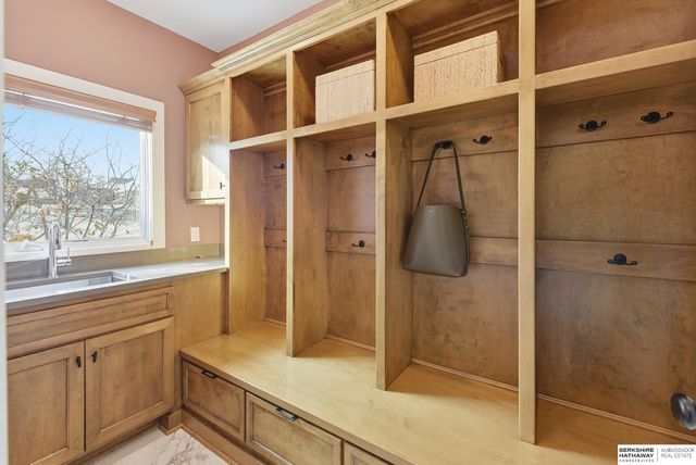 21815 Marinda Street, Elkhorn, NE 68022