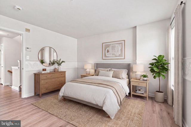 940 HARRISON CIR, Alexandria, VA 22304