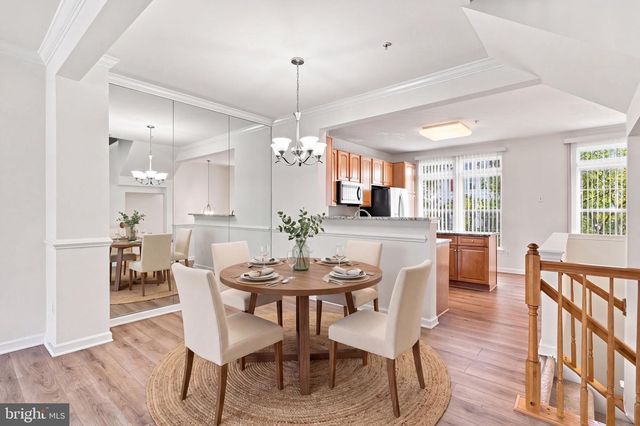 940 HARRISON CIR, Alexandria, VA 22304