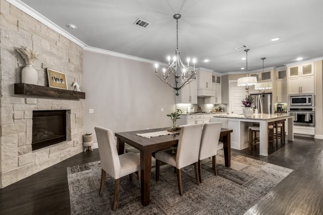 4003 Cinnabar Falls Way, Arlington, TX 76005