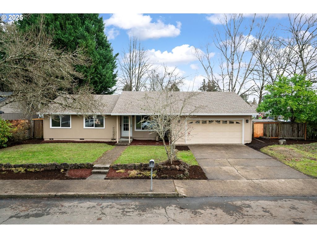 1916 Ne 13TH Ave, Hillsboro, OR 97124