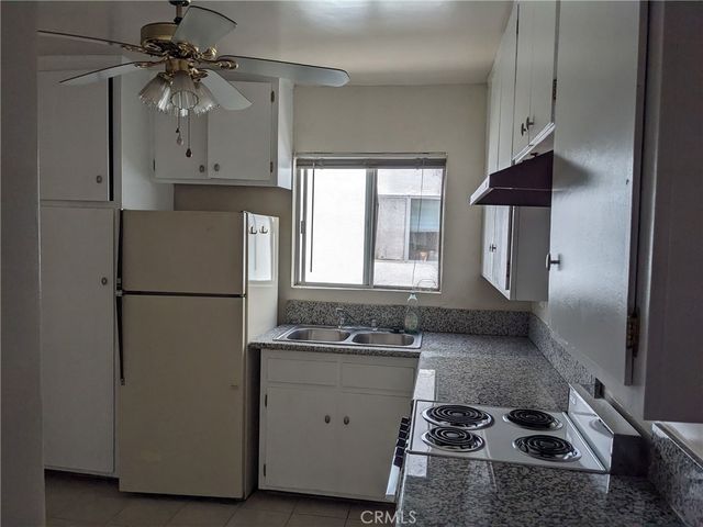20415 ANZA Avenue 6, Torrance, CA 90503